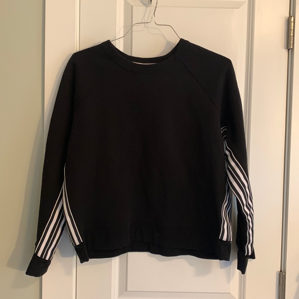 Athleta Boxy Pullover Sweatshirt